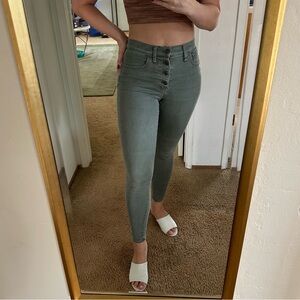 Madewell Garment Dyed 9” skinny jeans 27